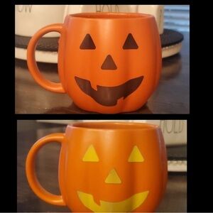 NEW Tim Hortons Halloween Pumpkin Heat Colour Changing Face Mug.